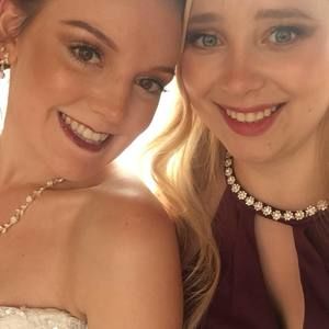 Meet your Posher, Olivia